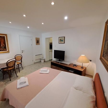 Apartment Bauk Draga Bašćanska Buitenkant foto